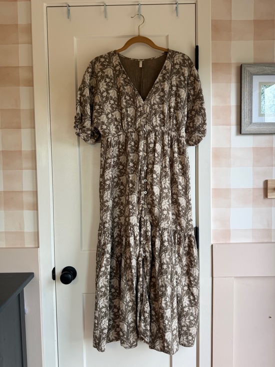 Rylee + Cru Dresses & Skirts - Rylee+ cru Women’s Floral Button-Front Maxi Dress - green/White